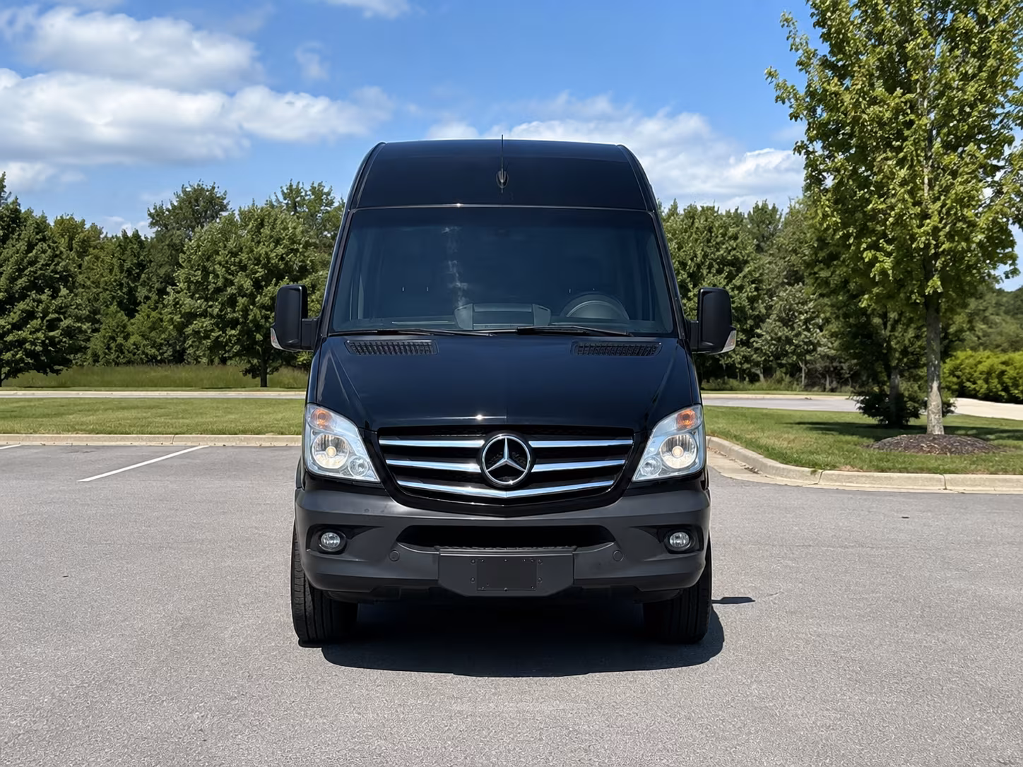 book a bus for your next airport transfer 1