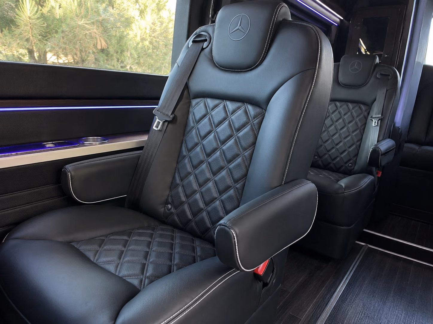 book a bus for your next corporate event 2