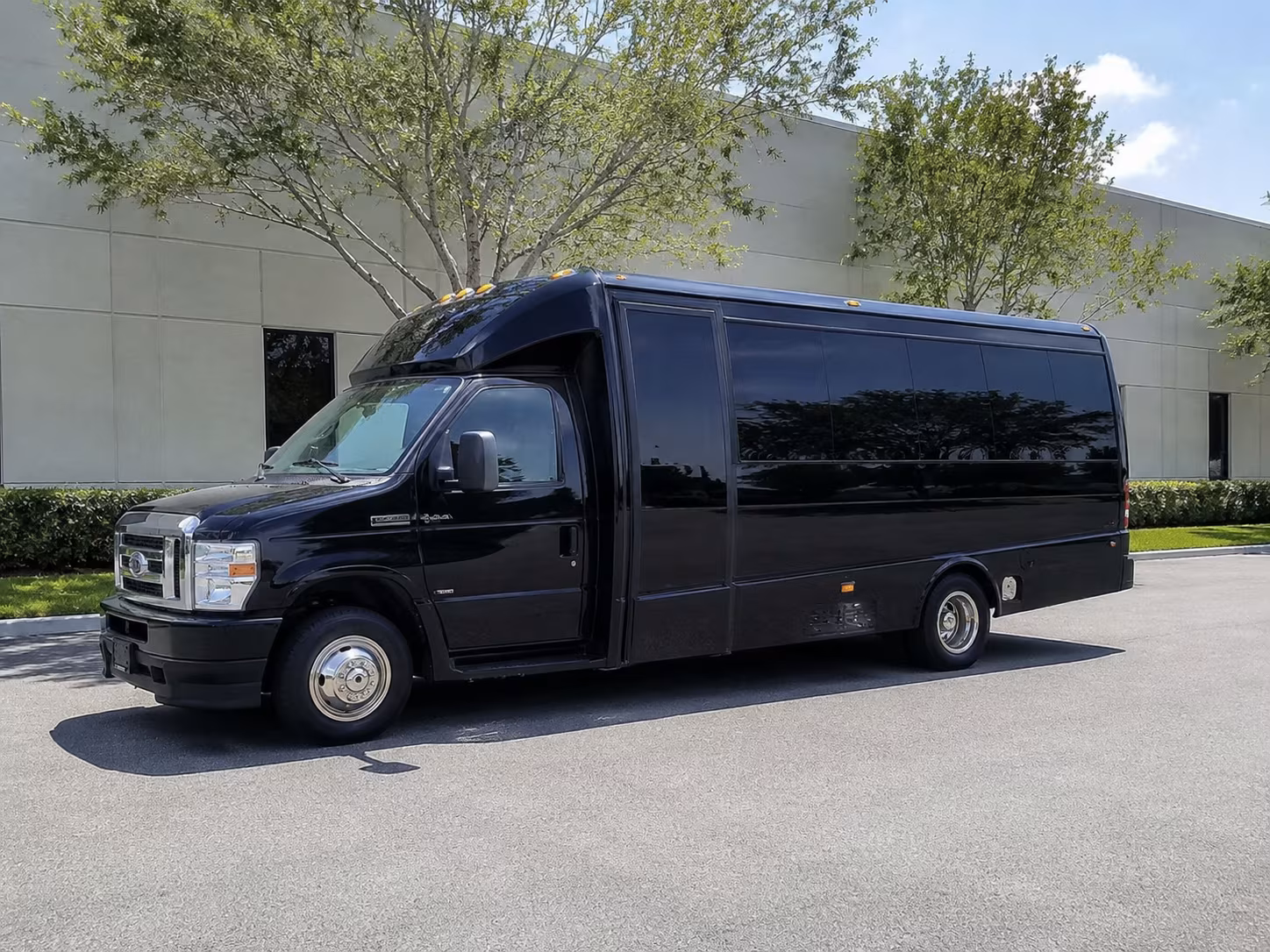 book a bus for your next corporate event 4