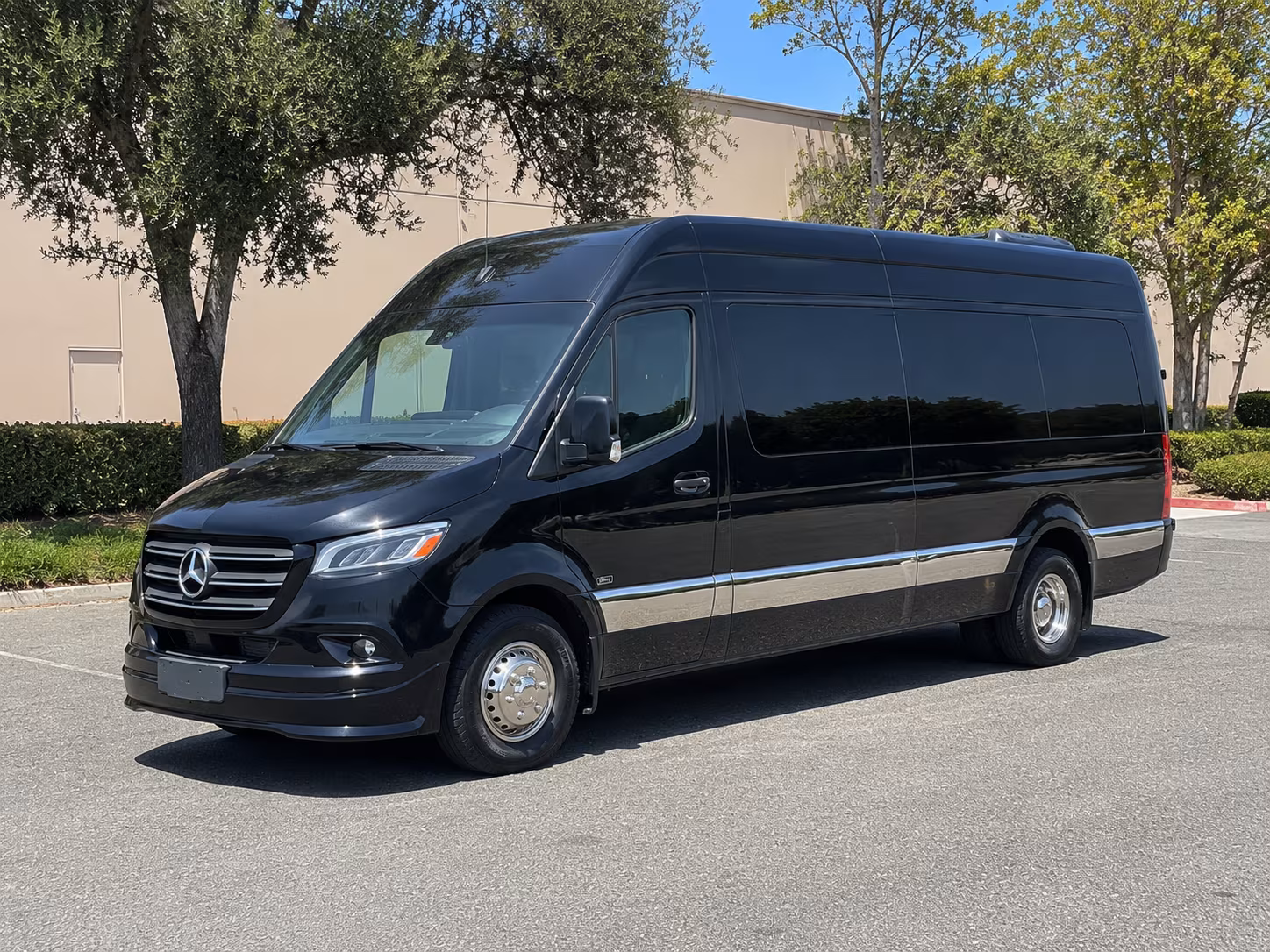 book a bus for your next private event 2