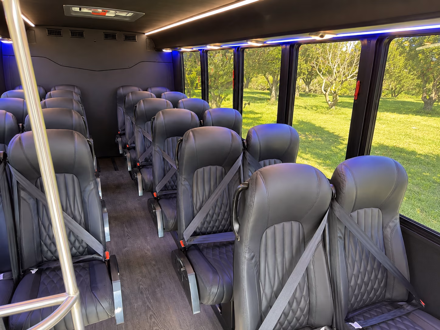 mableton 18 passenger minibus inside