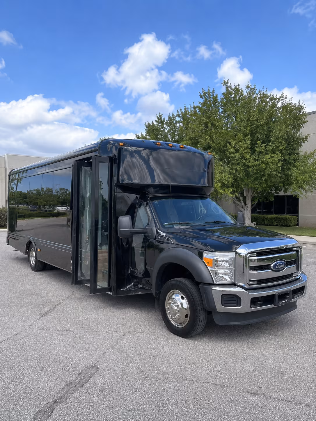 mableton prom party bus rental