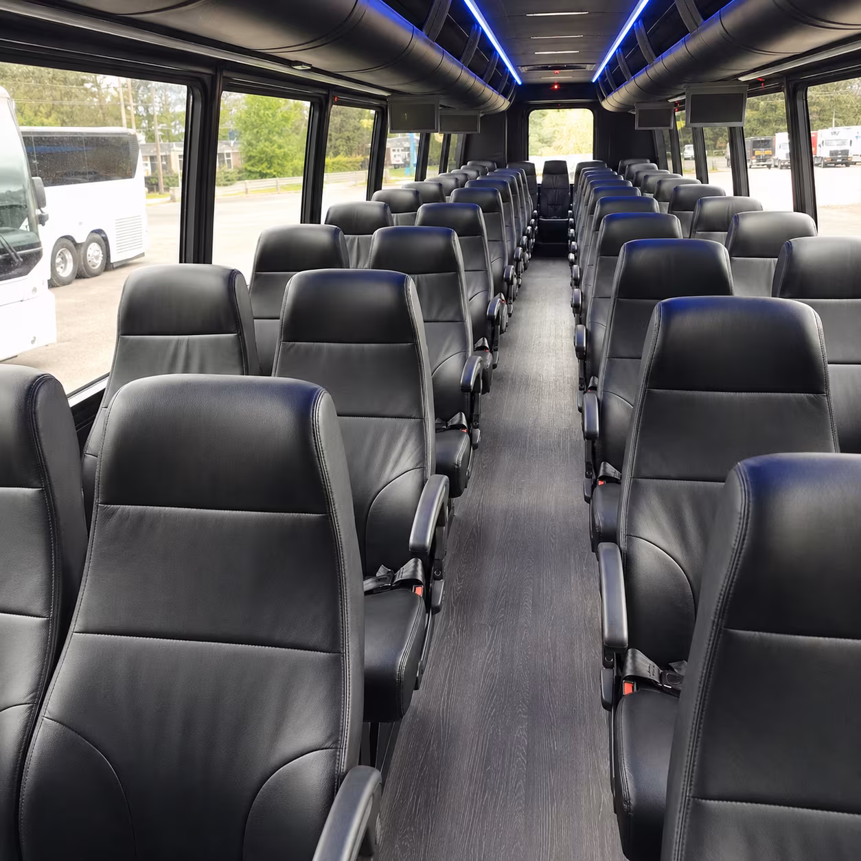 minibuses for speaker and vip transfers during mableton conventions